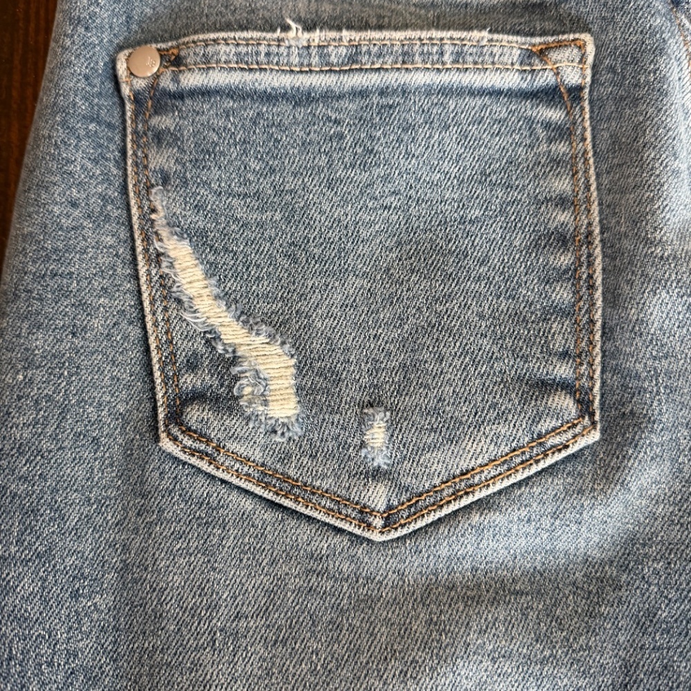 Judy Blue Mid Rise Destroy & Released Hem bootcut Jeans, 3/26/NWT - Picture 6 of 9